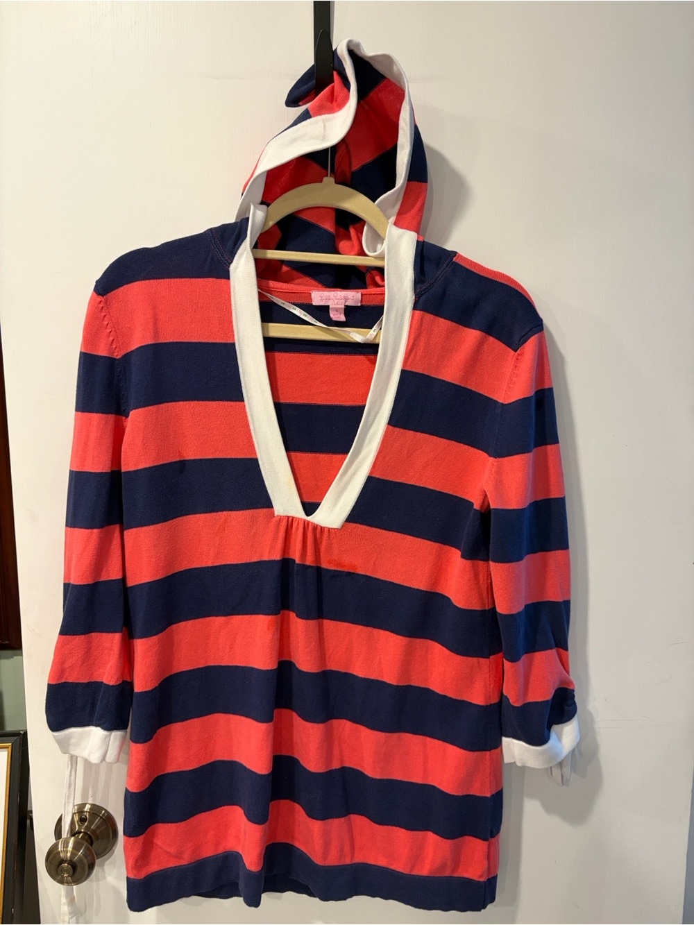 Lilly Pulitzer Striped V-Neck Hooded Tunic in Coral and Navy size Small